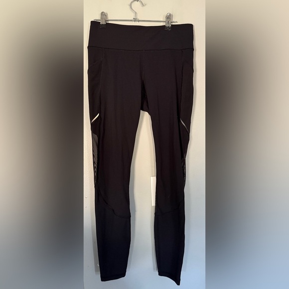 Lululemon Seek the Heat With Mesh Cutouts Leggings - Picture 2 of 5